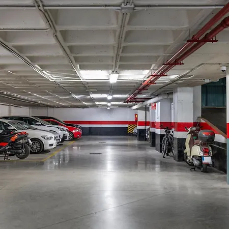 Center - Avenue Luxury - Private Free Parking